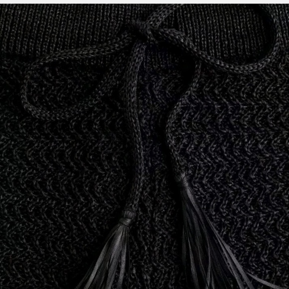 H&M Raffia look Mini Shorts - Picture 4 of 12